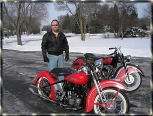 1947 HARLEY DAVIDSON 1947 INDIAN MOTORCYCLE